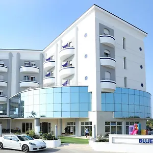 Blue Paradise 3*, San Mauro Mare Italia