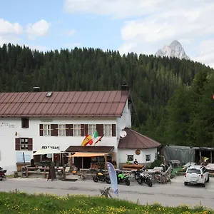Rifugio Ten. Fabbro , Vigo di Cadore Italia